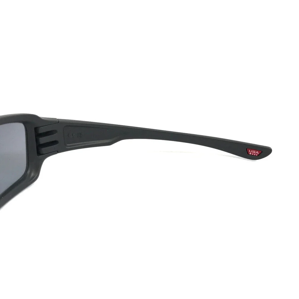 Oakley Sunglasses Fives Squared OO9238-3854 Matte Carbon Frames with Gray Lenses